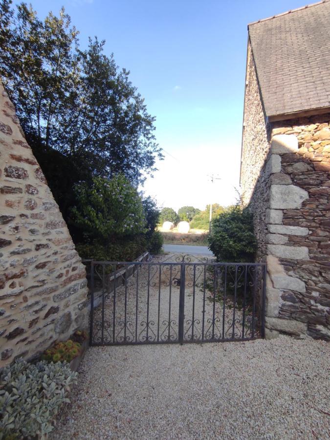 La Es Riez Au Pressoir Holiday home Corseul